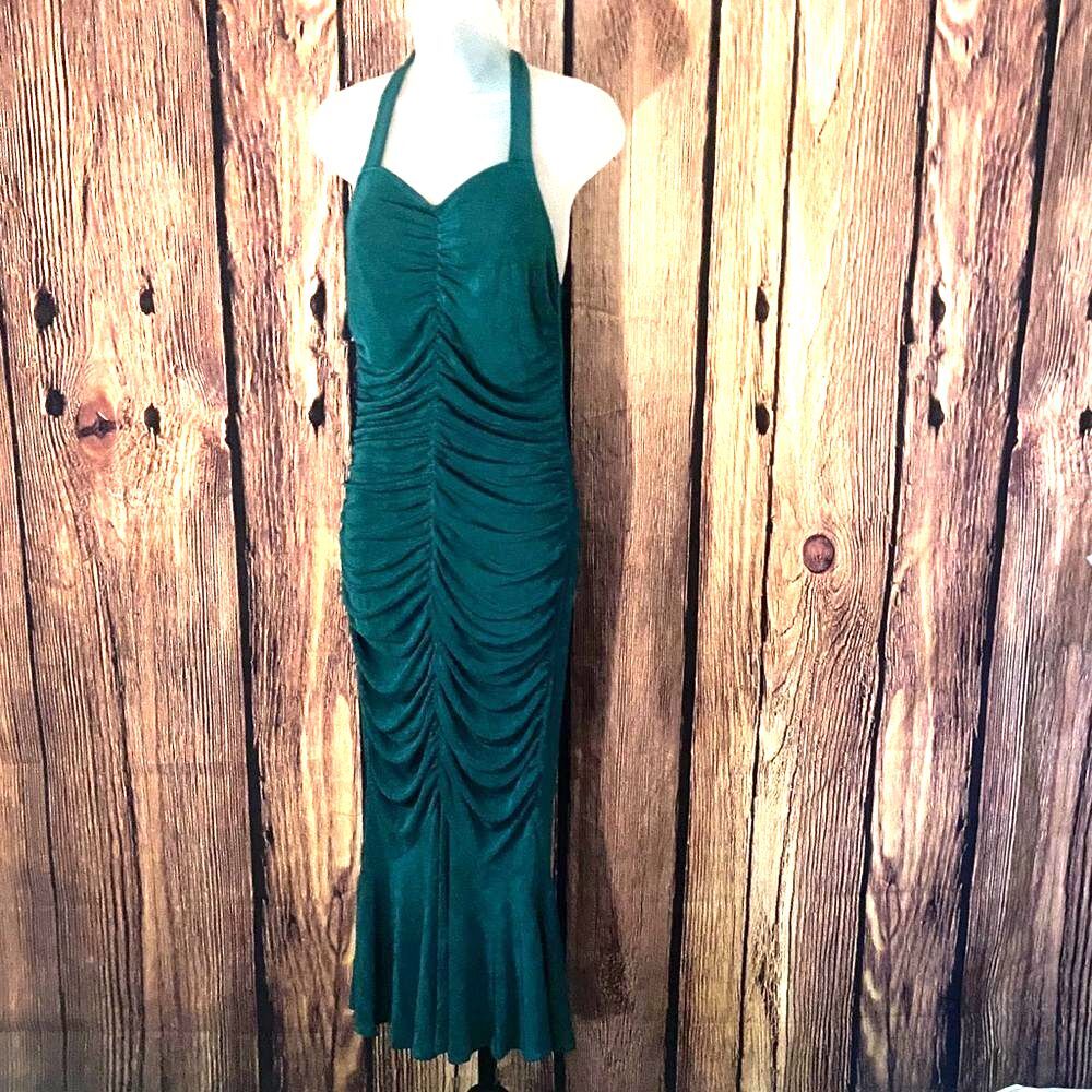 Elegant Green Halter Dress, Small, 4F-110D051